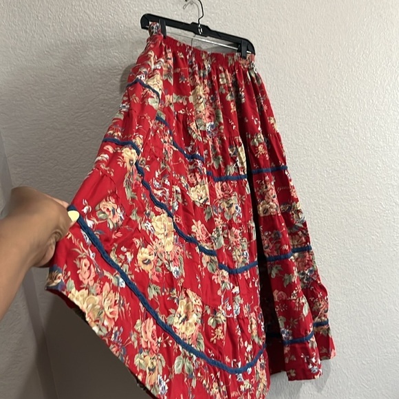 Vintage Koret City Blue Linen Blend Floral Red Skirt Tiered Sz L Boho - Picture 4 of 6
